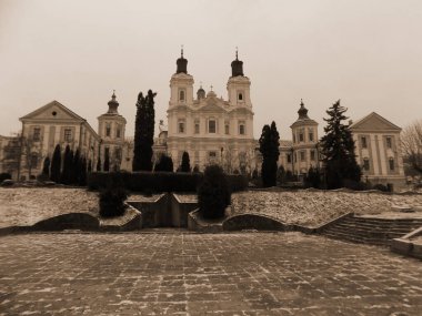 Şekil Değiştirme Katedrali. Harika bir kilise.