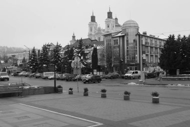 Eski şehrin tarihi kısmı. Dönüşüm Katedrali. Büyük kilise.