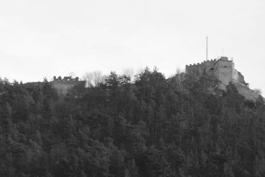 General view of the Castle Hill.General view of the Castle Hill