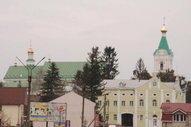 Eski şehrin tarihi kısmı. Epifani Manastırı 'nı inşa eden manastır. Büyük eski ortodoks kilisesi.