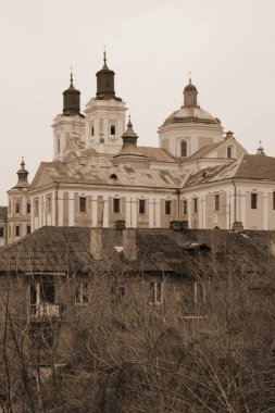 Eski şehrin tarihi kısmı. Dönüşüm Katedrali. Büyük kilise.