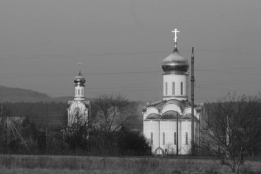 Cadde 'nin dışındaki kilise. Vaftizci Yahya Kilisesi