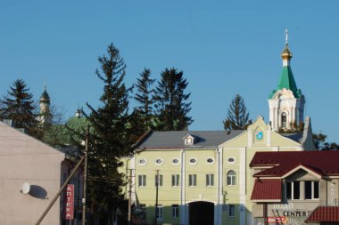 Eski şehrin tarihi kısmı. Epifani Manastırı 'nı inşa eden manastır. Büyük eski ortodoks kilisesi.