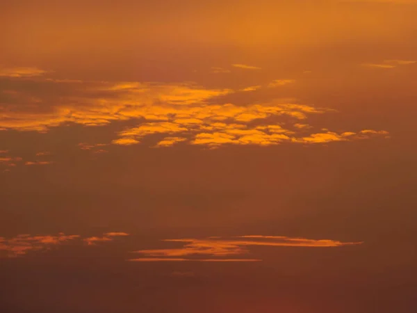 Malam Langit Mendung Matahari Terbenam Stok Foto Bebas Royalti