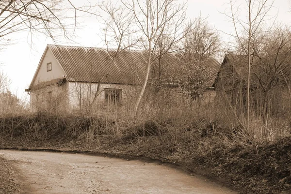 在乌克兰村庄的伍登房子 在村庄的郊外 — 图库照片