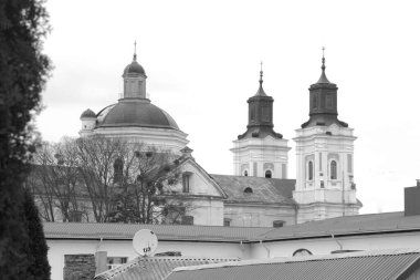 Eski şehrin tarihi kısmı. Dönüşüm Katedrali. Büyük kilise.