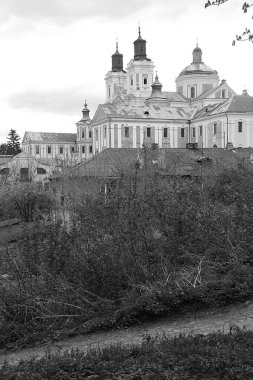 Şekil Değiştirme Katedrali