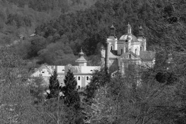 Şekil Değiştirme Katedrali