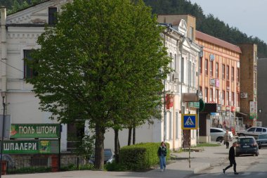  Eski kasabanın küçük bir caddesi. Eski şehrin tarihi kısmı.