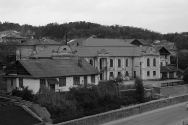 Eski kasabanın küçük bir caddesi. Eski şehrin tarihi kısmı.