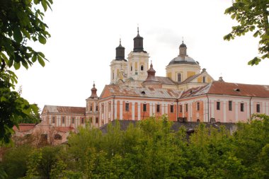 Şekil Değiştirme Katedrali
