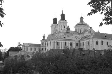 Şekil Değiştirme Katedrali