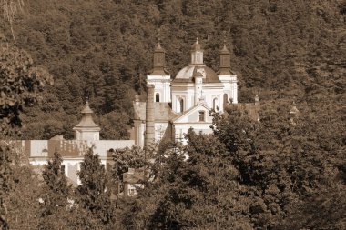 Şekil Değiştirme Katedrali