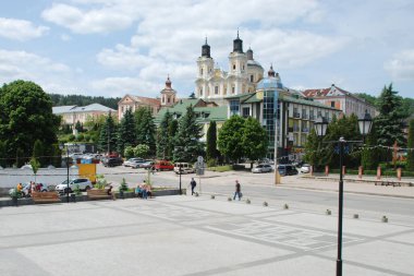 Eski şehrin tarihi kısmı. Dönüşüm Katedrali. Büyük kilise.