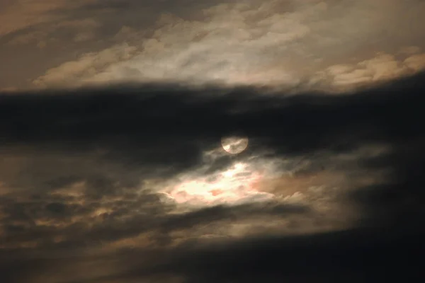 White Black Clouds Blue Sky — Stock Photo, Image
