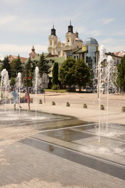 Eski şehrin tarihi kısmı. Dönüşüm Katedrali. Büyük kilise.