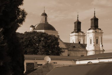 Eski şehrin tarihi kısmı. Dönüşüm Katedrali. Büyük kilise.