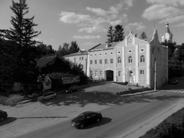 Eski şehrin tarihi kısmı. Epifani Manastırı 'nı inşa eden manastır. Büyük eski ortodoks kilisesi.          