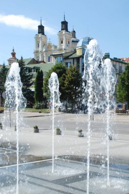 Eski şehrin tarihi kısmı. Dönüşüm Katedrali. Büyük kilise.
