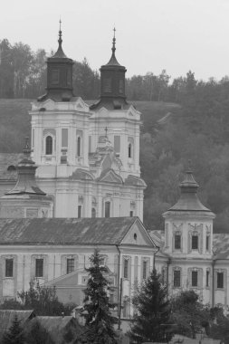 Şekil Değiştirme Katedrali