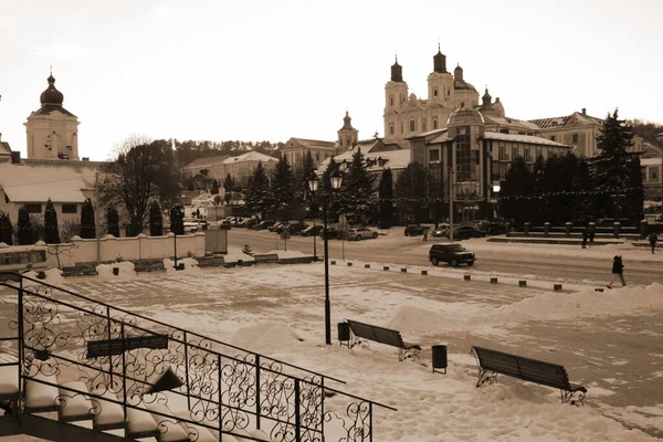Eski şehrin tarihi kısmı. Dönüşüm Katedrali. Büyük kilise. Aziz Niklas Katedrali (Fransisken Manastırı). Eski büyük kilise.