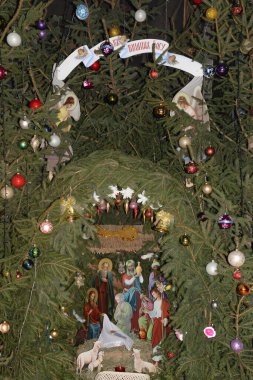 Manastırda Noel doğumu sahnesi