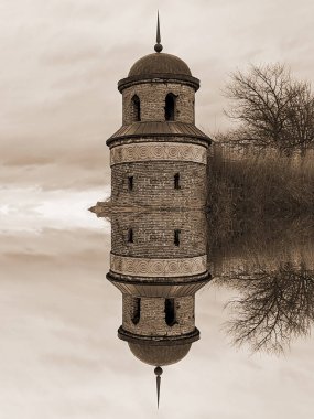  Eski kalenin kulesi. Dubno Kalesi savunma duvarları.