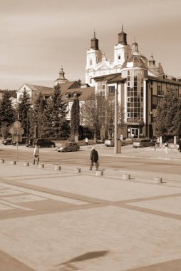  Eski şehrin tarihi kısmı. Dönüşüm Katedrali. Büyük kilise.