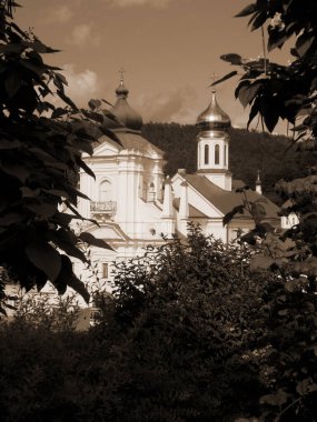 Aziz Niklas Katedrali (Fransisken Manastırı). Eski büyük kilise.          