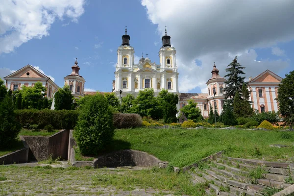 Şekil Değiştirme Katedrali