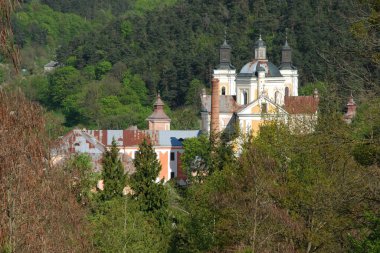 Şekil Değiştirme Katedrali