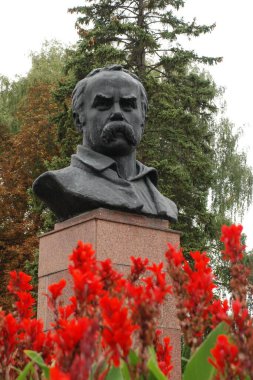 Taras Shevchenko Anıtı