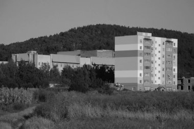 Pencereden şehre olan manzara.