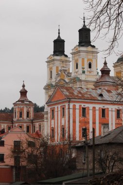Şekil Değiştirme Katedrali