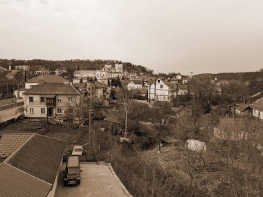 Eski şehrin tarihi kısmı. Eski kasaba, merkez cadde. Dönüşüm Katedrali. St. Stanislaus Katolik Kilisesi. Nicholas Katedrali (Fransisken Manastırı). Eski büyük kilise.
