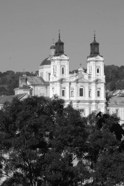 Şekil Değiştirme Katedrali