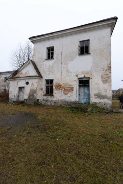 St. Nichola Manastırı. Terk edilmiş eski bir bina.