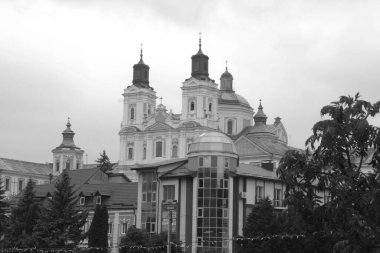 Şekil Değiştirme Katedrali. Eski şehrin tarihi kısmı.