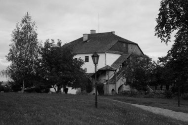  Ostrog Kalesi, genel görünüm