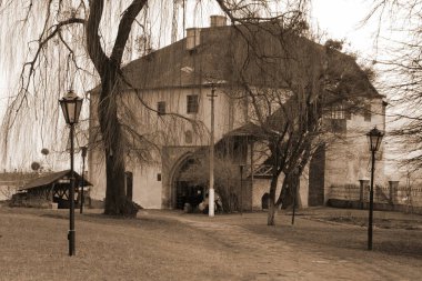 Ostrog Kalesi, genel görünüm