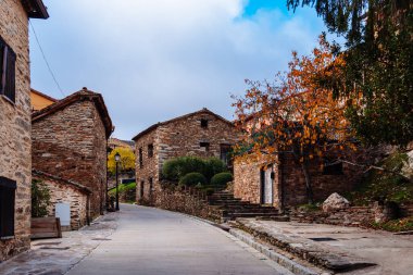 Scenic view of the charming village of La Hiruela in the mountain range of Madrid during Autumn time