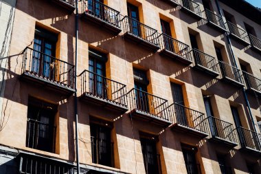 Madrid 'in merkezinde eski bir yerleşim yeri. Gayrimenkul, yenileme ve bakım kavramları