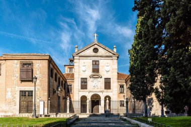 Madrid 'in merkezindeki La Encarnacion Kraliyet Manastırı. Madrid, İspanya 'da bulunan Recollet Augustines tarikatının bir manastırıdır. Kurum ağırlıklı olarak asil ailelerden gelen kadınları gözaltına aldı.