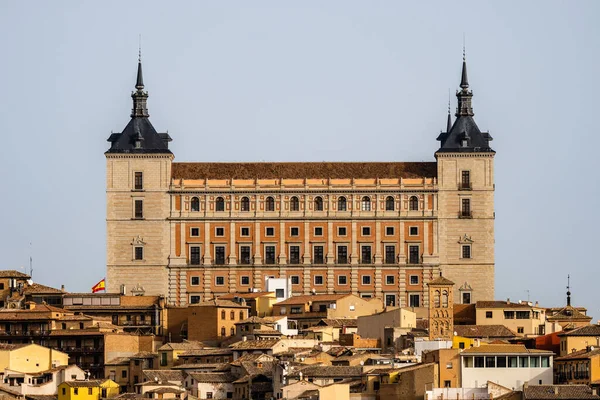 Vista Alcazar Toledo Uma Fortificação Renascentista Pedra Localizada Parte Mais — Fotografia de Stock