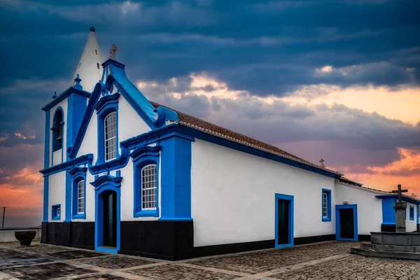 Kostel Quatro Ribeiras Při Západu Slunce Ostrov Terceira Azory Portugalsko — Stock fotografie