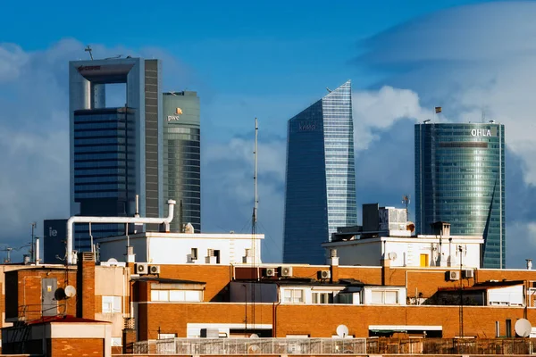 西班牙马德里 2023年3月10日 马德里天际线 Cuatro Torres金融区城市景观及前景图 — 图库照片