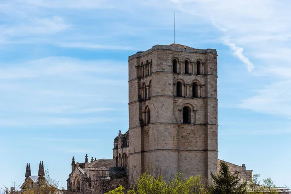 Blick Auf Den Glockenturm Der Romanischen Kathedrale Von Zamora — Stockfoto