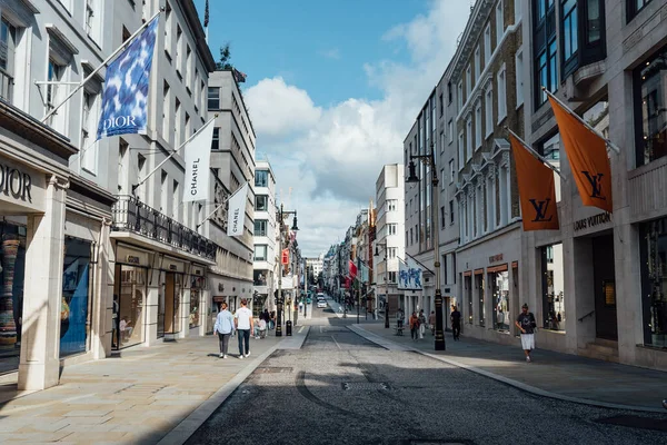 2023年8月27日 西端奢华的邦德街景观 它是欧洲房地产市场上最昂贵 最抢手的地方之一 拥有著名 昂贵的商店 — 图库照片