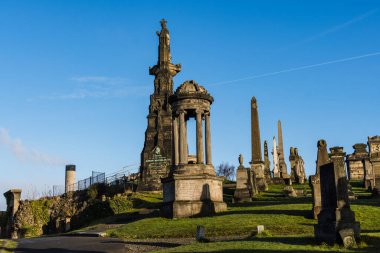 Glasgow, İngiltere - 6 Aralık 2023: Glasgow Mezarlığı