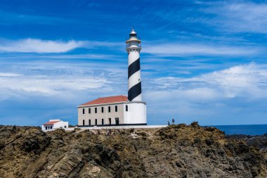 Favaritx, İspanya - 12 Mayıs 2024: Menorca 'daki Favaritx Deniz Feneri.